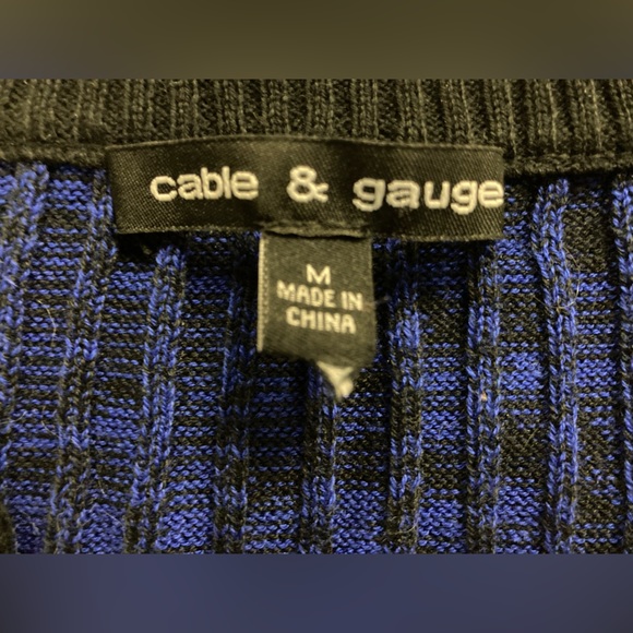 💛TODAY***$12***Cable & Gauge royal blue and black knit button down cardigan. - Picture 2 of 2